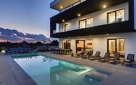 Villa Aquarius